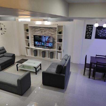 Tagaytay Staycation By Naya And Darla W Free Swimming Pool, Wifi & Netflix Tagaytay City Εξωτερικό φωτογραφία