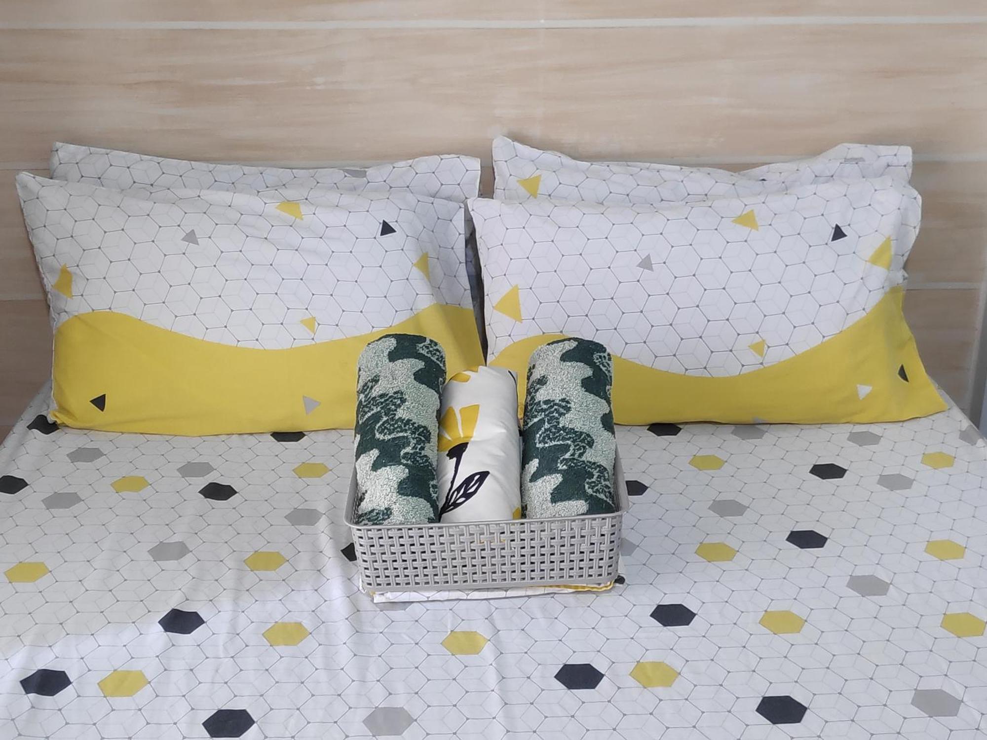 Tagaytay Staycation By Naya And Darla W Free Swimming Pool, Wifi & Netflix Tagaytay City Εξωτερικό φωτογραφία