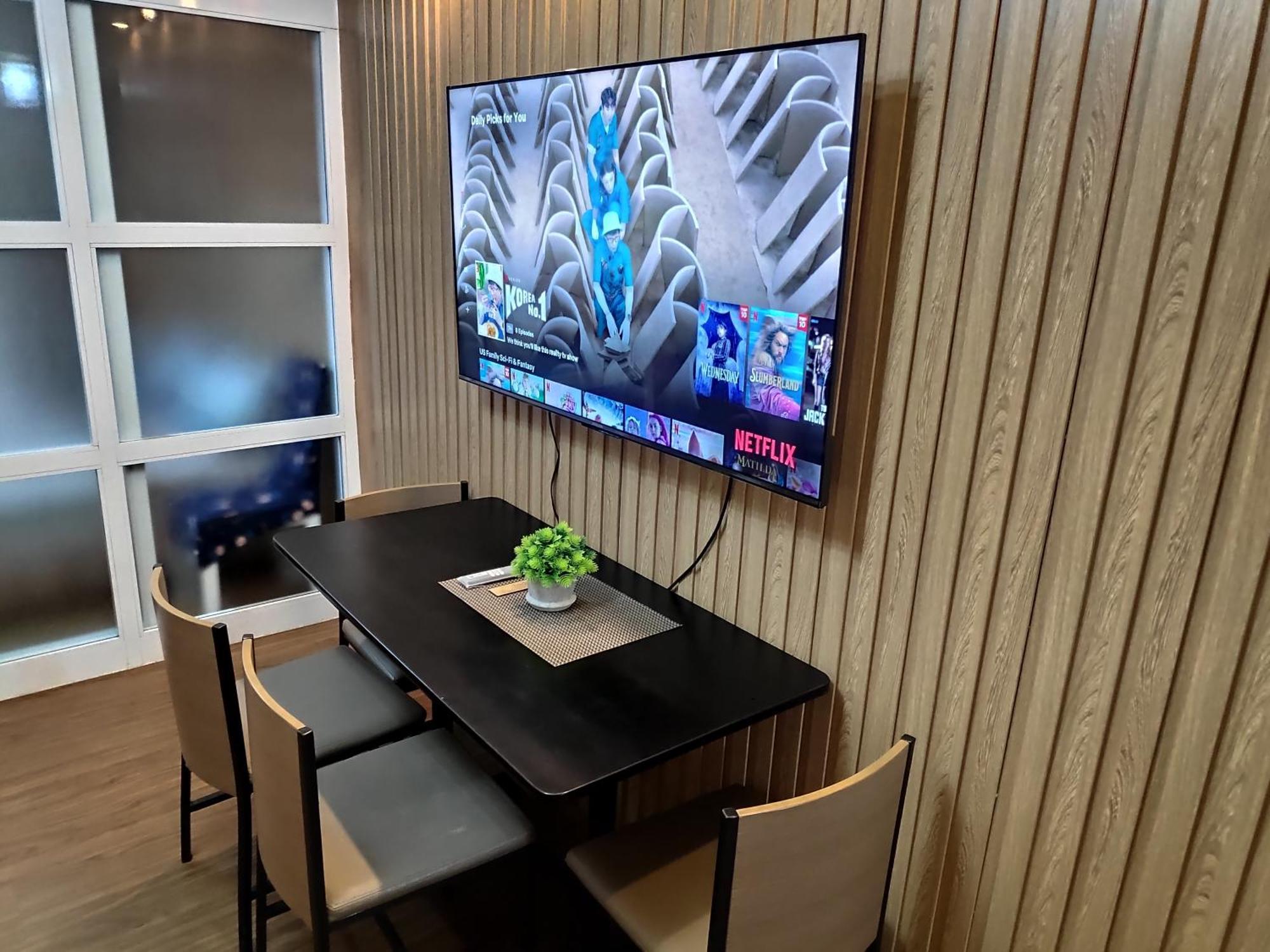 Tagaytay Staycation By Naya And Darla W Free Swimming Pool, Wifi & Netflix Tagaytay City Εξωτερικό φωτογραφία