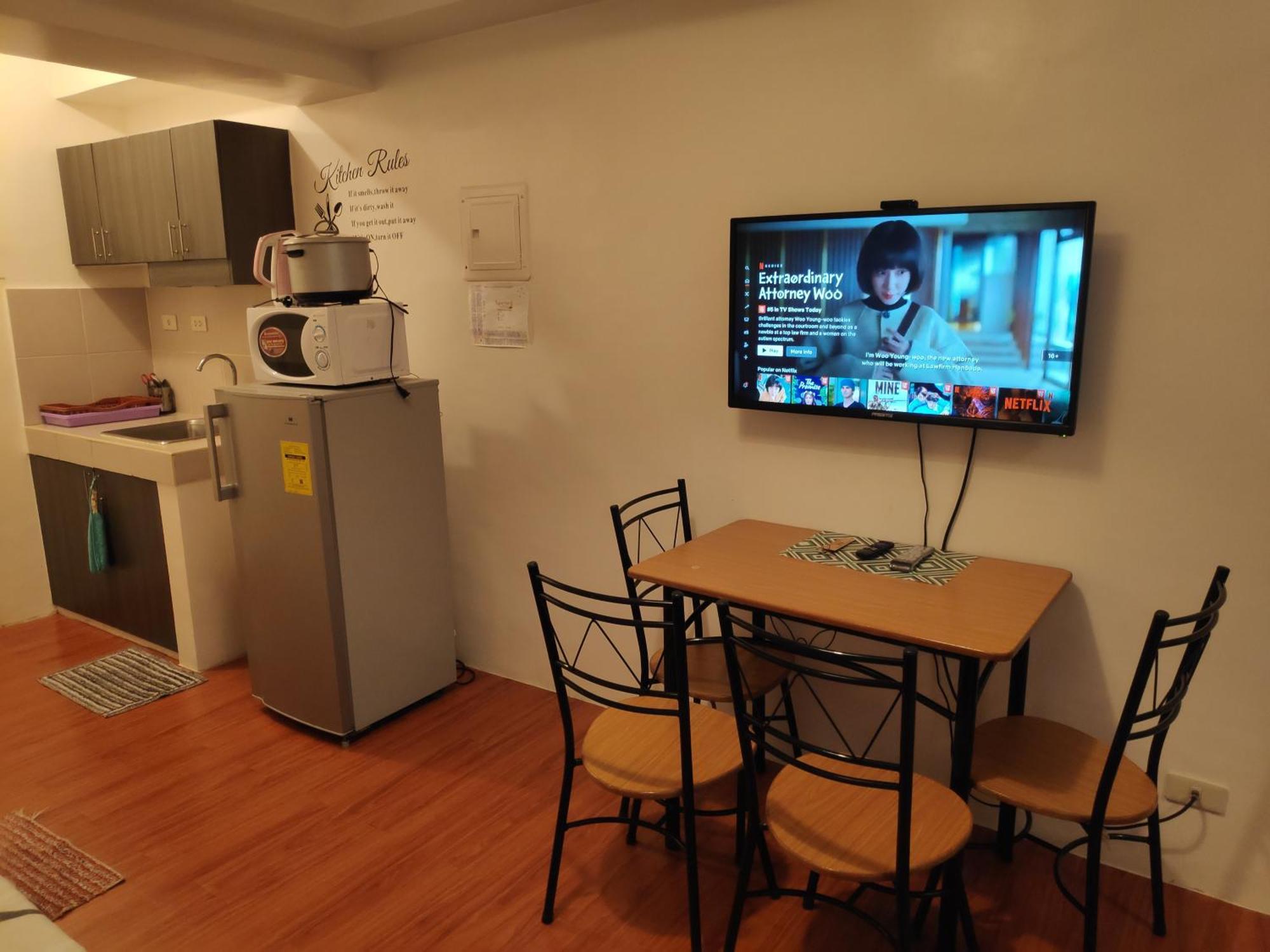 Tagaytay Staycation By Naya And Darla W Free Swimming Pool, Wifi & Netflix Tagaytay City Εξωτερικό φωτογραφία