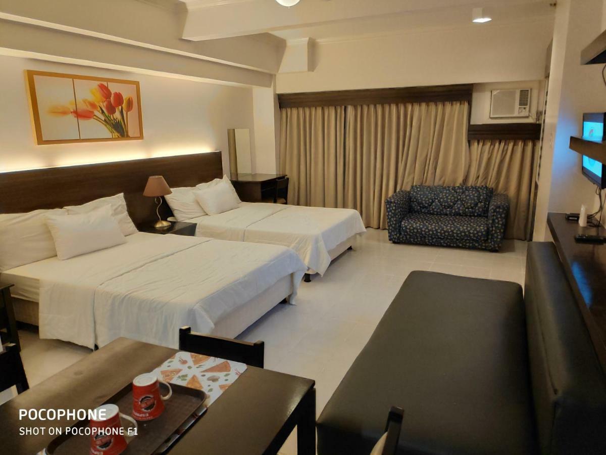 Tagaytay Staycation By Naya And Darla W Free Swimming Pool, Wifi & Netflix Tagaytay City Εξωτερικό φωτογραφία
